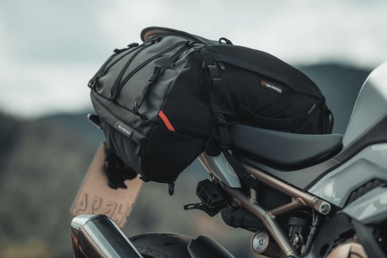 GSX-R 750 (1985 - 2022) pro cargobag tailbag | SW-MOTECH