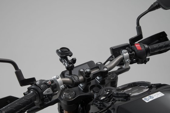 GSX-S 1000 (2017 - 2022) universal mount kit gps | SW-MOTECH