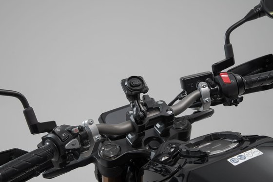 GSX-S 1000 (2017 - 2022) universal mount kit gps | SW-MOTECH