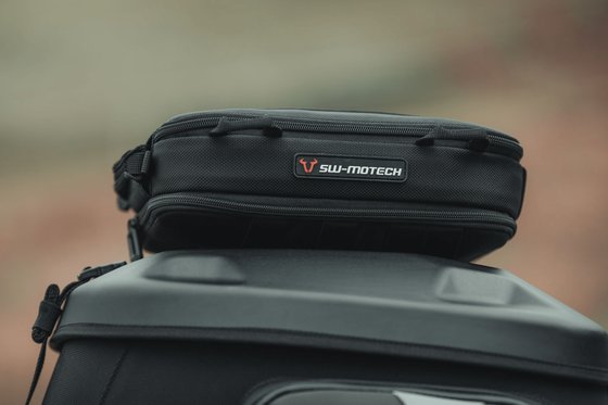 GSX-S 1000 (2019 - 2022) pro plus accessory bag | SW-MOTECH