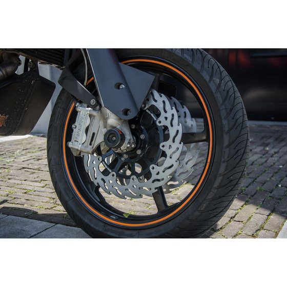 C 1800 R INTRUDER (2008 - 2019) street front right brake disk flame floating for optimal cooling and resistance | MOTO-MASTER