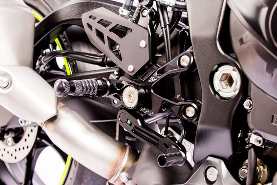 GSX-R 1000 (2017 - 2022) black rearset for suzuki gsx-r | GILLES TOOLING