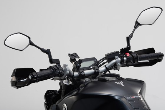 SV 650 X (2018 - 2022) universal mount kit for gps | SW-MOTECH