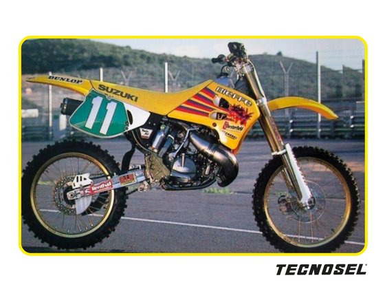 RM 125 (1993 - 1995) lipdukų rinkinys su sėdynės užvalkalu | TECNOSEL