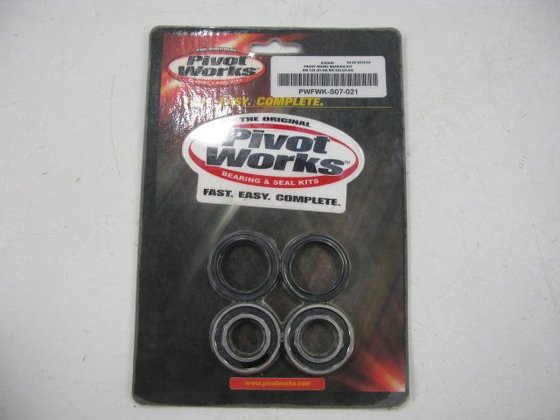 RM 125 (2001 - 2007) front wheel bearing kits | Pivot Works